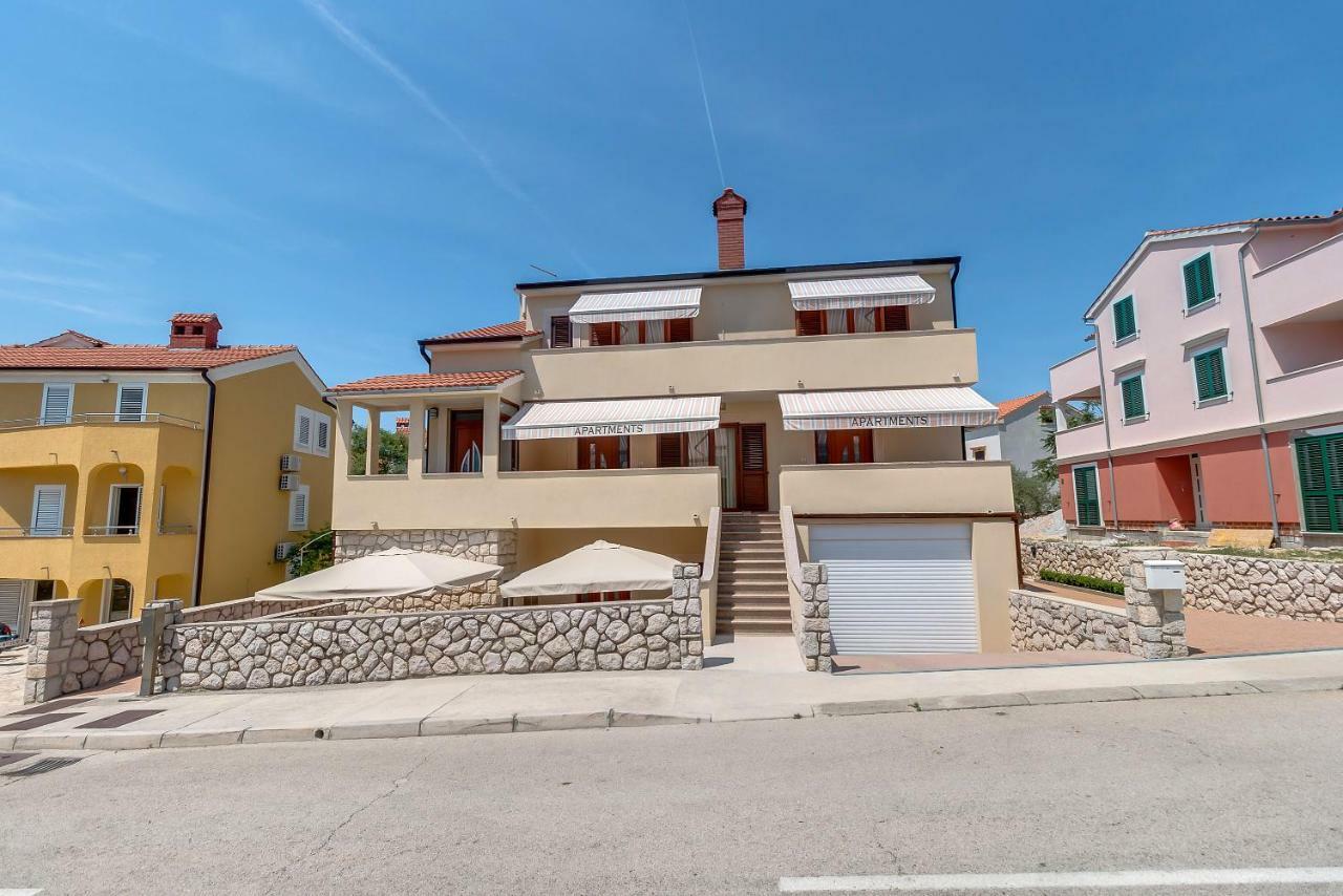 Apartments Eva Cres Exterior foto